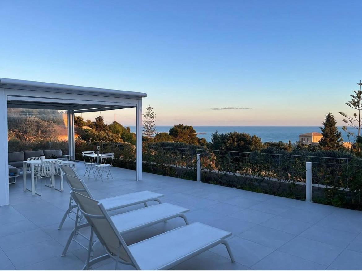 Il Mare Di Giu Boutique Guesthouse Licata Exterior foto